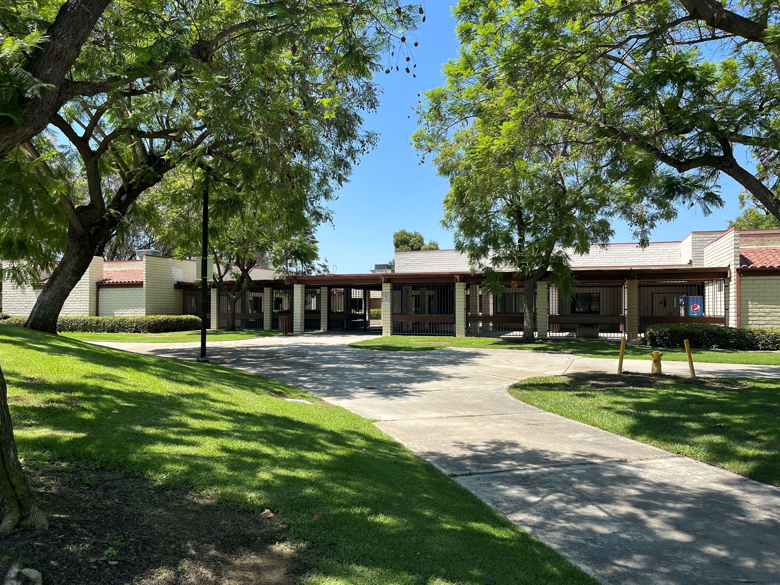 Shadow Oak Community Center (JPEG)