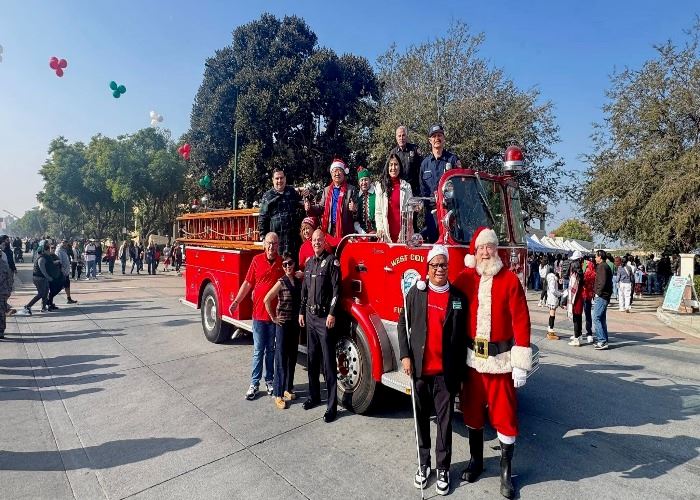 Childrens Christmas Parade 2025 (1) (JPEG)